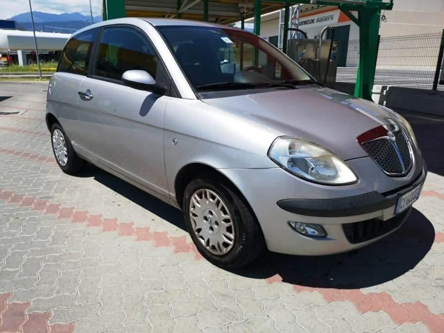 Lancia Ypsilon 1.2 8v Argento - 1