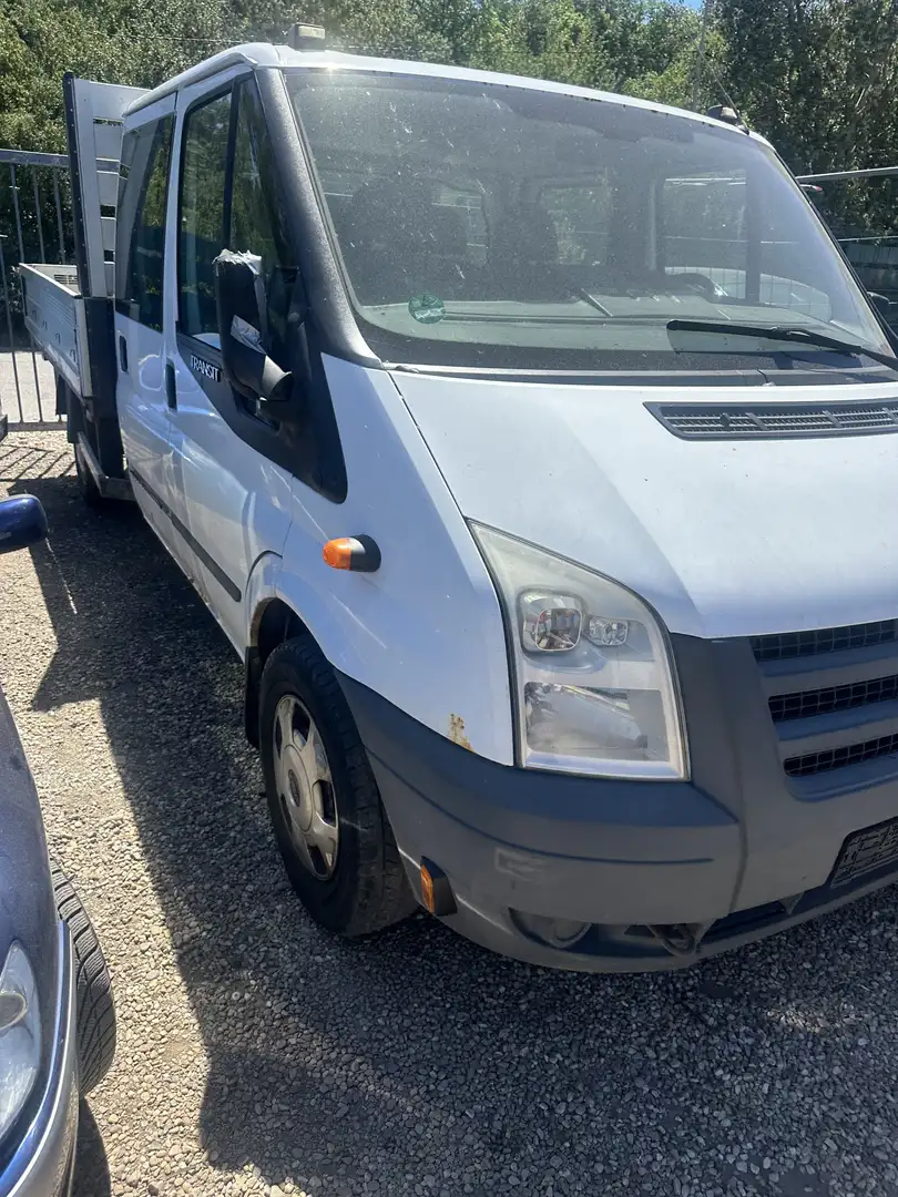 Ford Transit Bus - 1