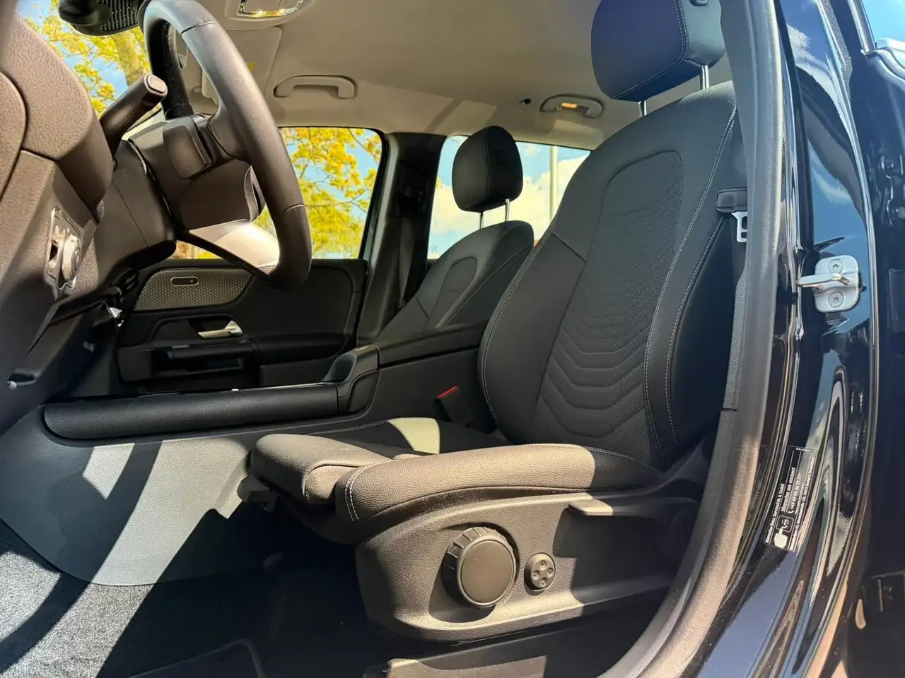 Mercedes-Benz GLB 200 GLB 200 d (247.612) 10