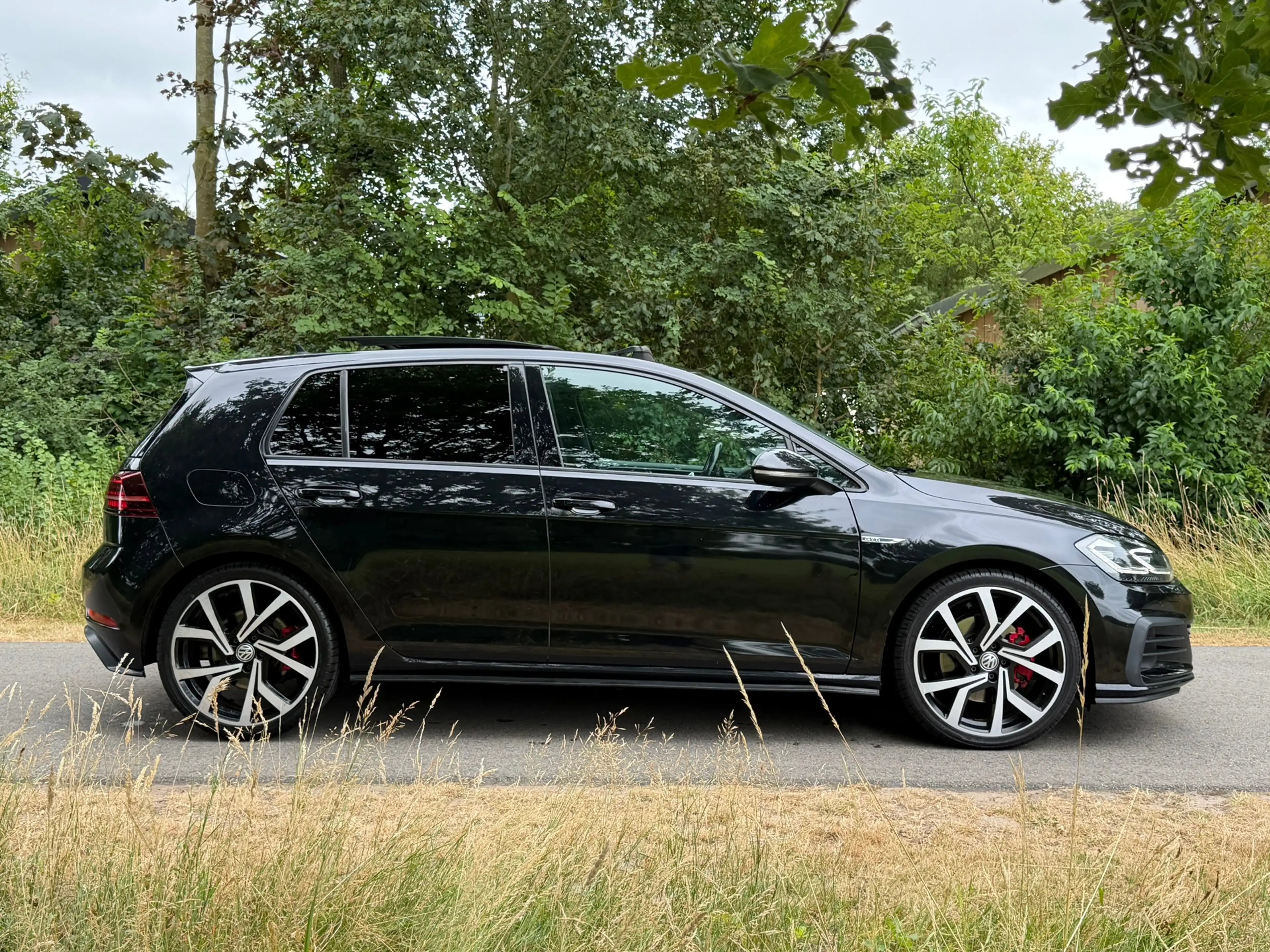 Volkswagen Golf GTD 2.0 TDI | Pano + Keyless + ACC + Leder Nu € 17.975 — photo 6