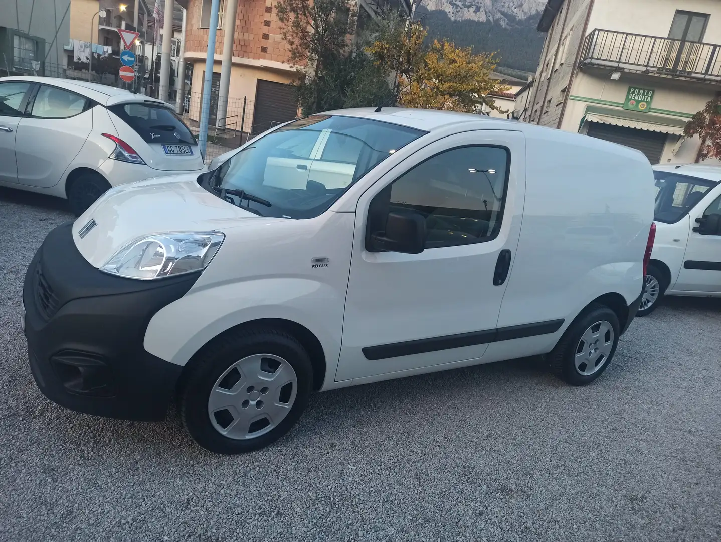 Fiat Fiorino 1.3 Multijet 80 cavalli Bianco - 2