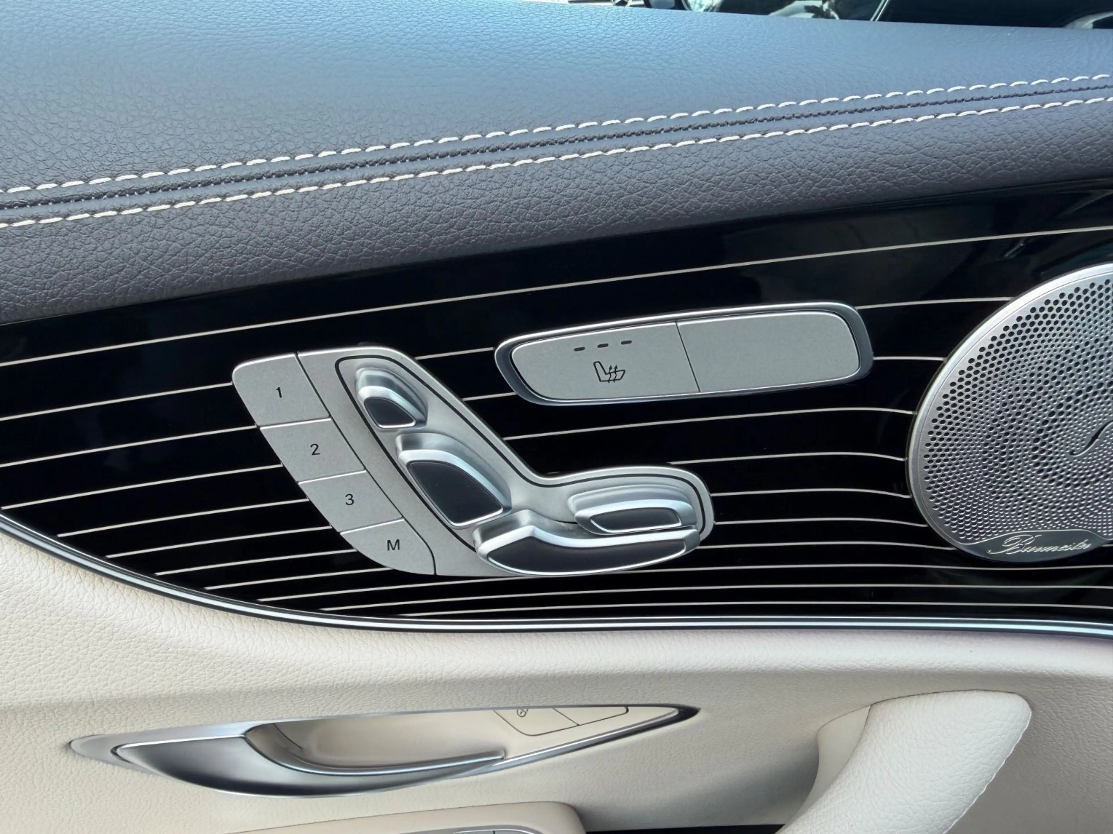 Mercedes-Benz E 400 Coupe 4Mat./AMG/Burm./Mem./Pano./Distronic — photo 20