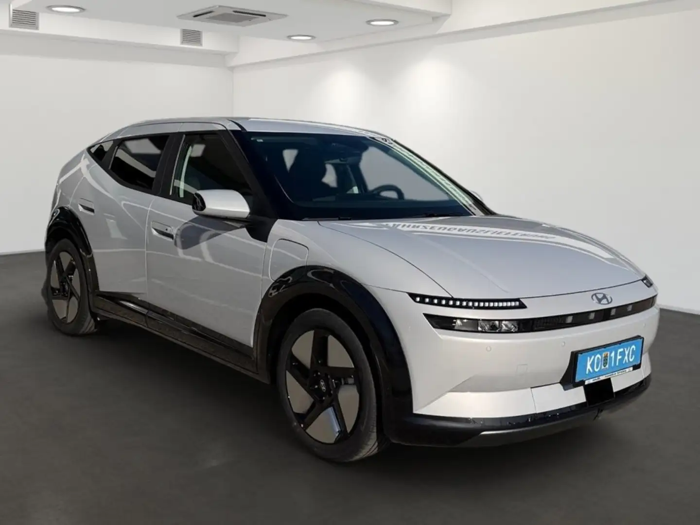 Hyundai IONIQ 3 TREND 61 kWh i37t2-P3/4 Grau - 2