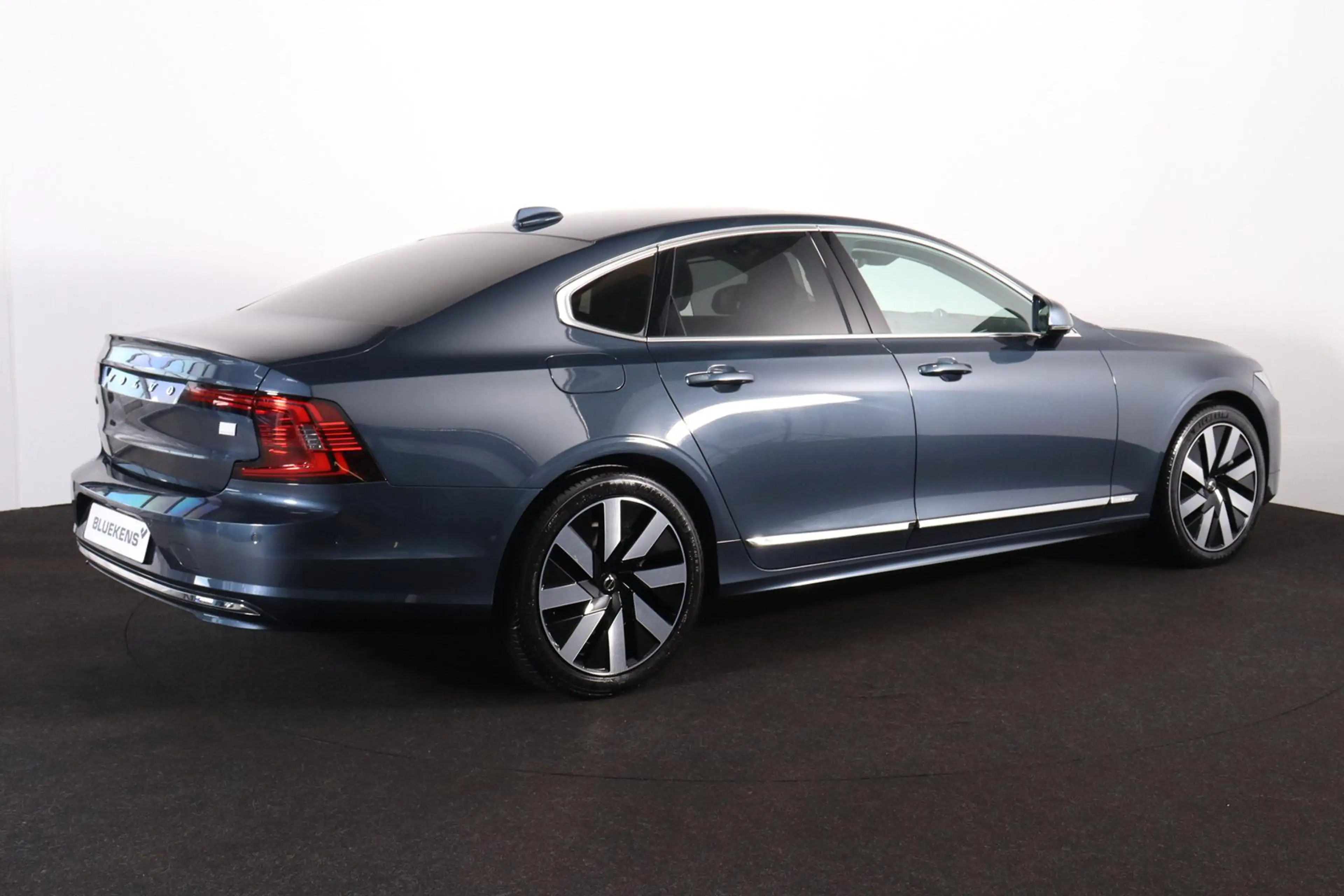 Volvo S90 T8 AWD Ultimate Bright - IntelliSafe Assist & Surr — photo 5