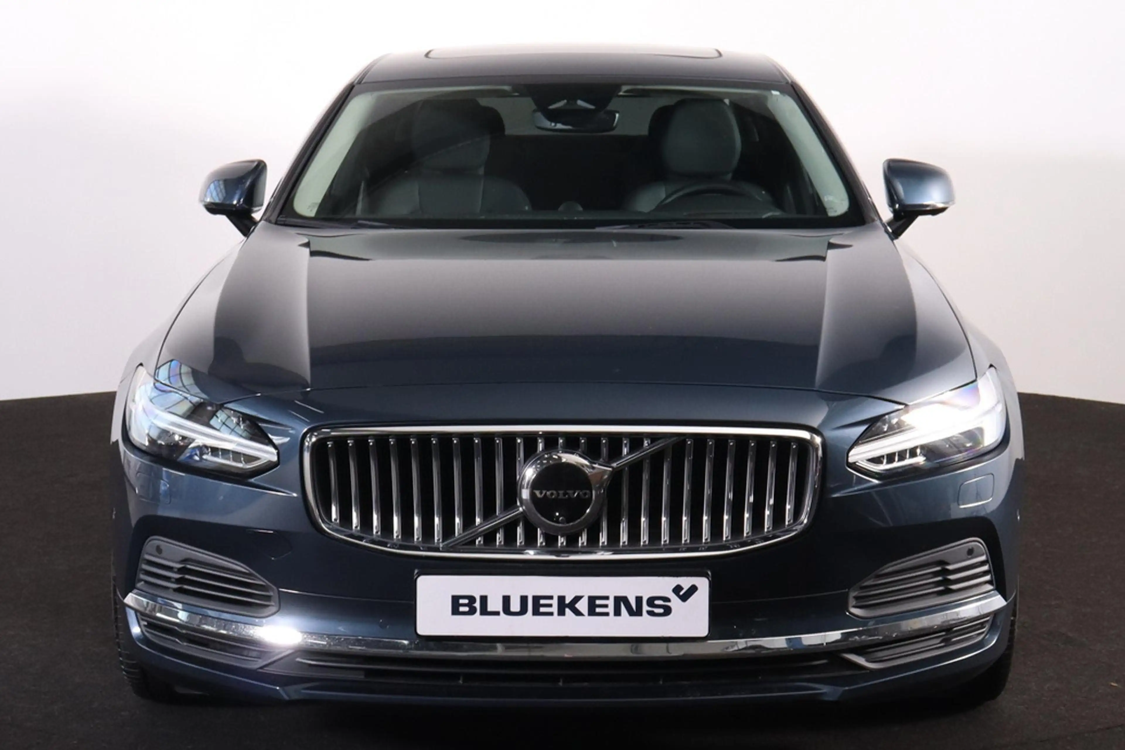 Volvo S90 T8 AWD Ultimate Bright - IntelliSafe Assist & Surr — photo 2