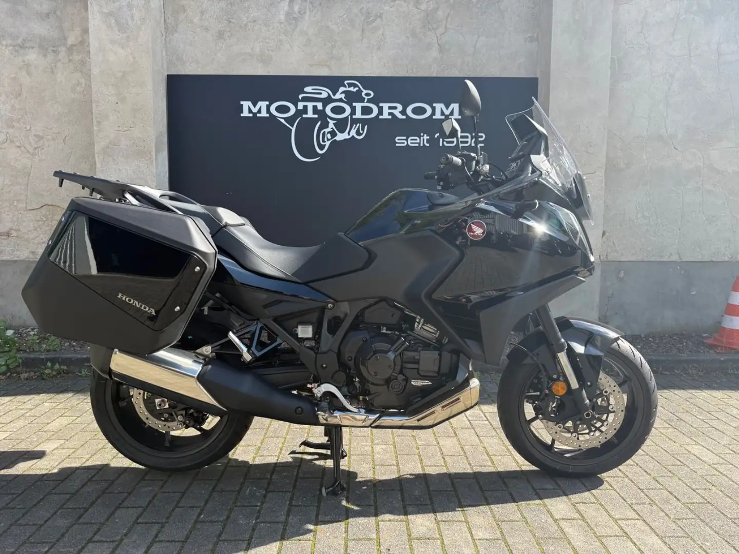 Honda NT 1100 DCT Euro 5 Modell Černá - 1