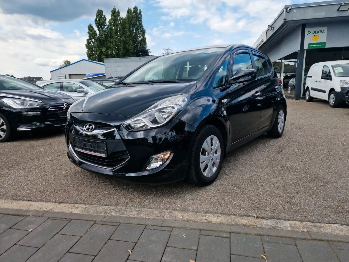 Hyundai iX20 blue Classic Czarny - 1