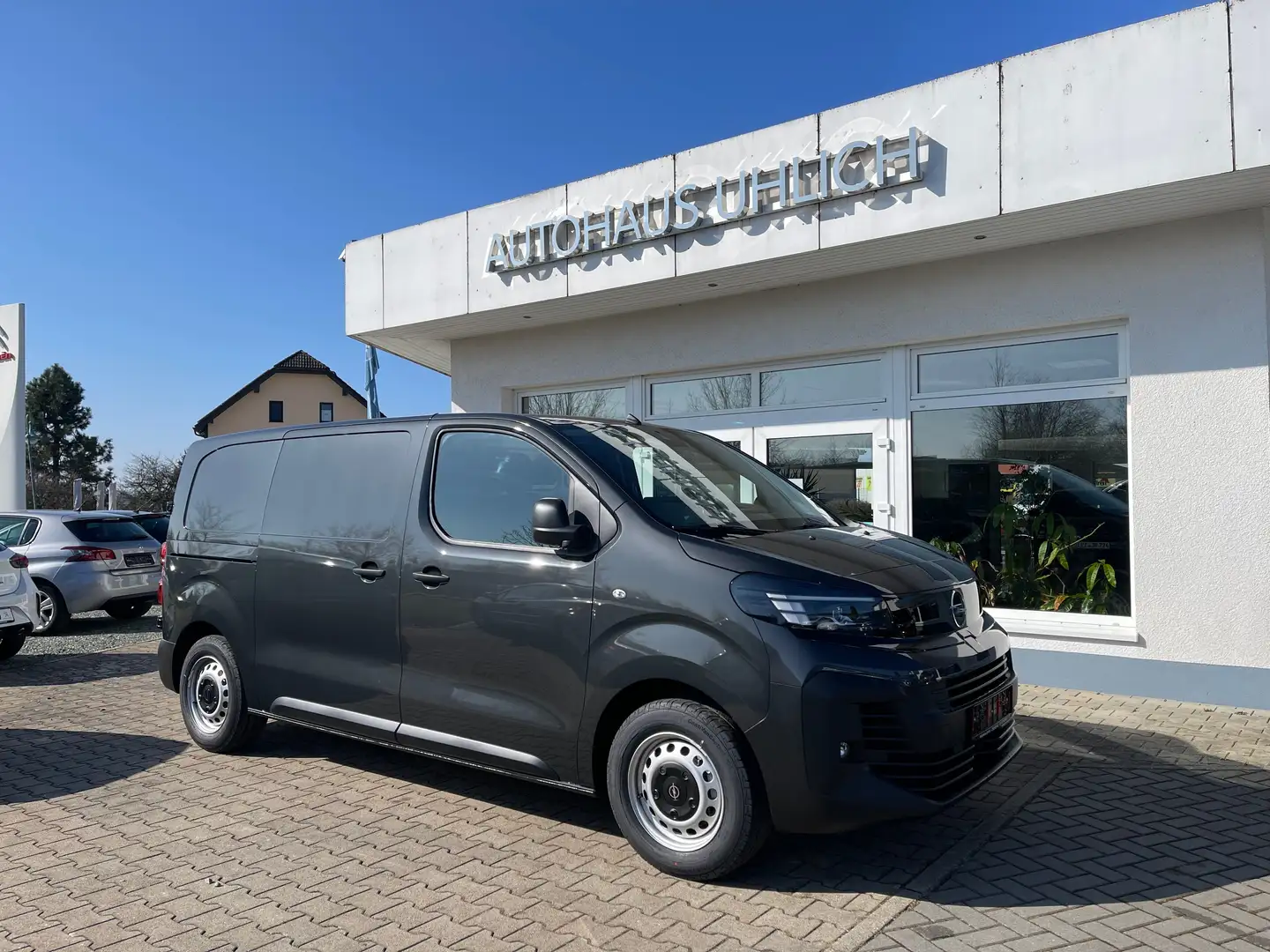 Opel Vivaro Standard M (L2) Grau - 1