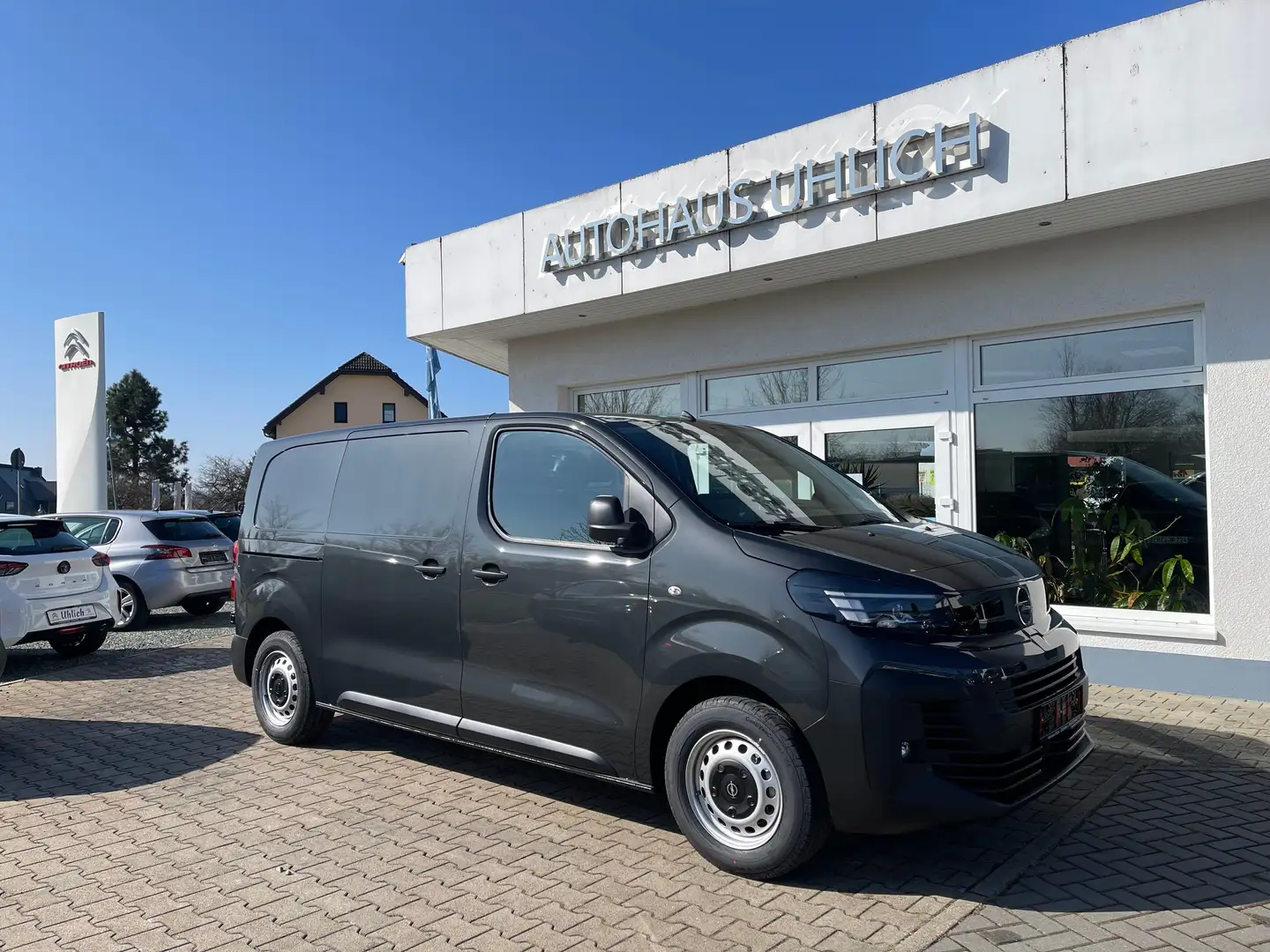 Opel Vivaro Standard M (L2) Grau - 2