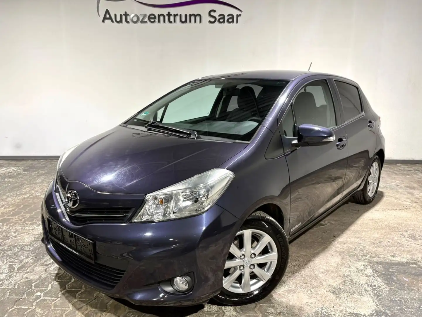 Toyota Yaris Cool Klima TÜV Neu inkl. 1 Jahr Garantie Violett - 2