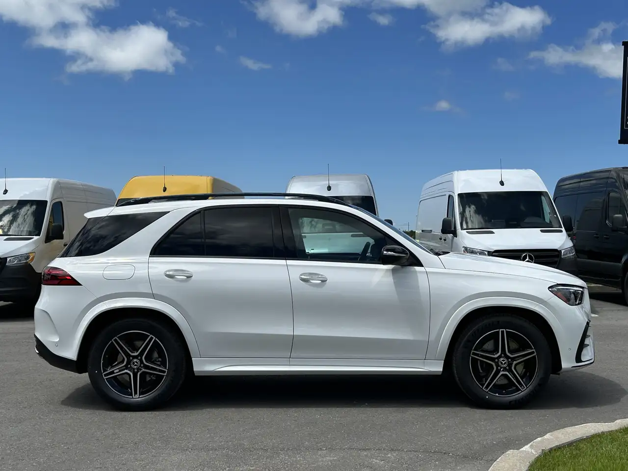 Mercedes-Benz GLE снимка Mercedes-Benz GLE
