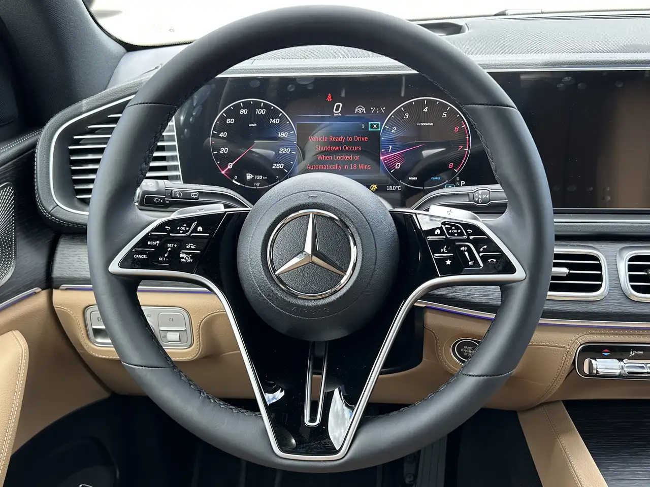 Mercedes-Benz GLE снимка Mercedes-Benz GLE