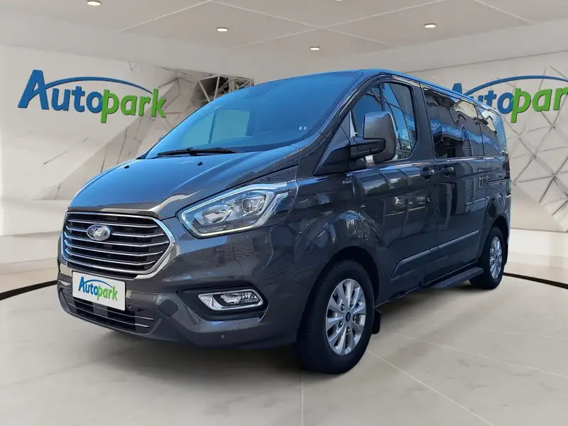 FORD Tourneo