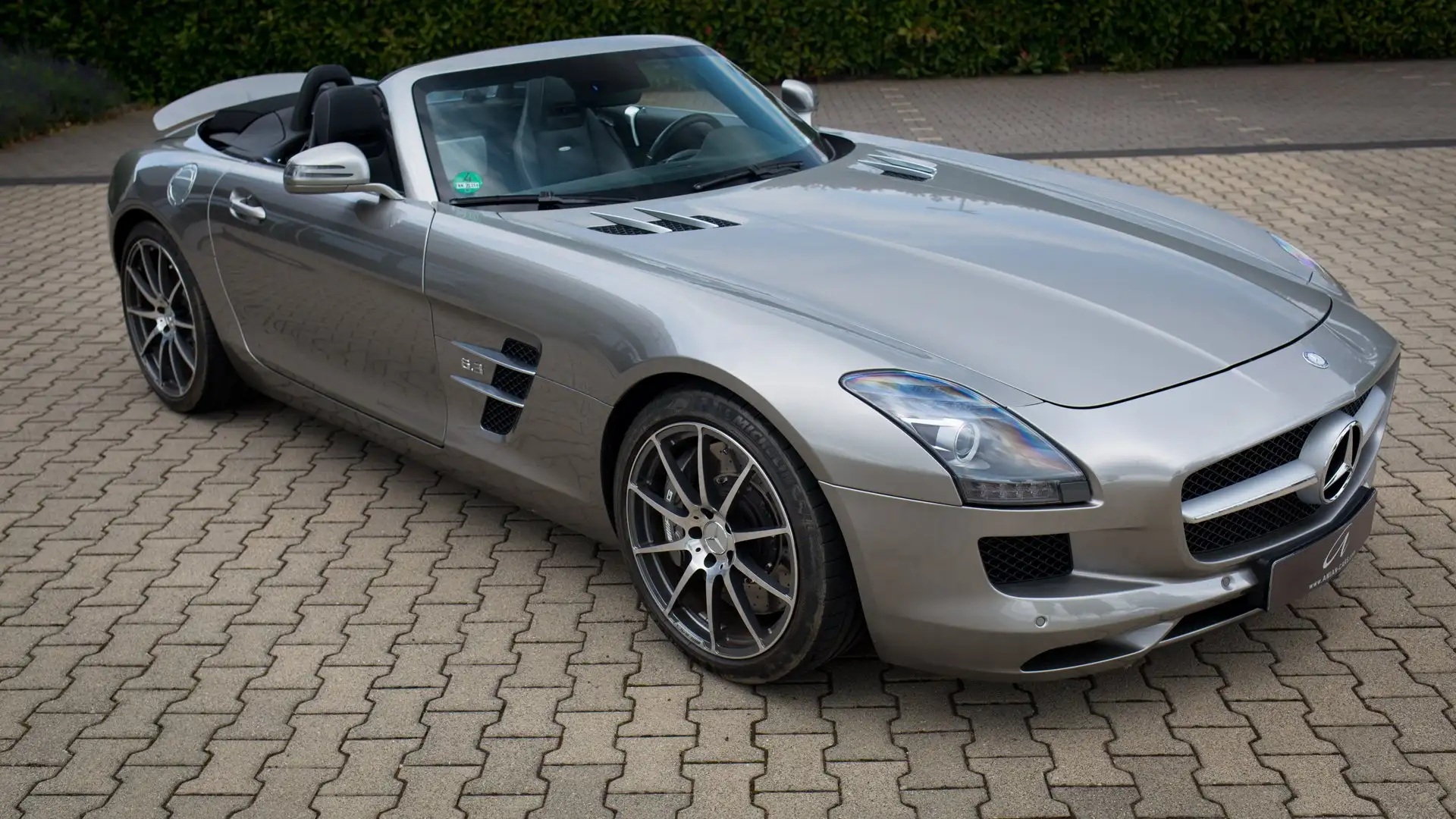 Mercedes-Benz SLS AMG Roadster SPEEDSHIFT DCT Argento - 2