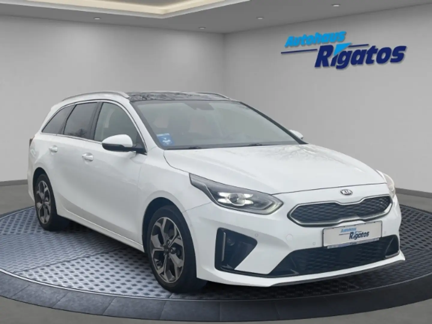 Kia Ceed / cee'd Sportswagen 1.6 Plug-in Hybrid Platinum Edition Weiß - 1