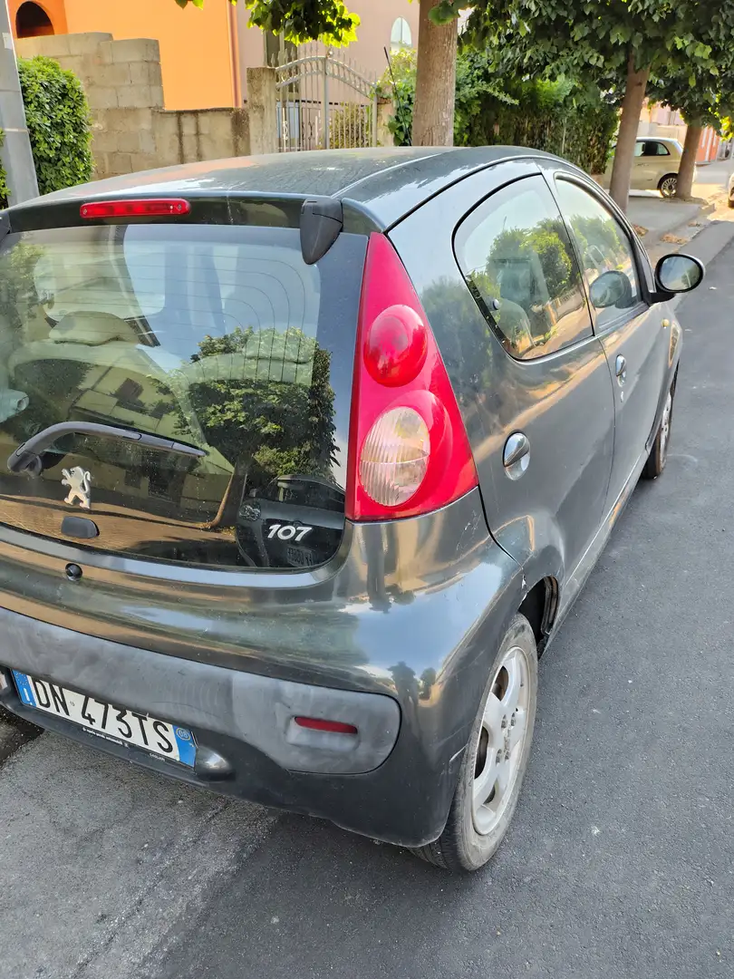 Peugeot 107 Grigio - 2