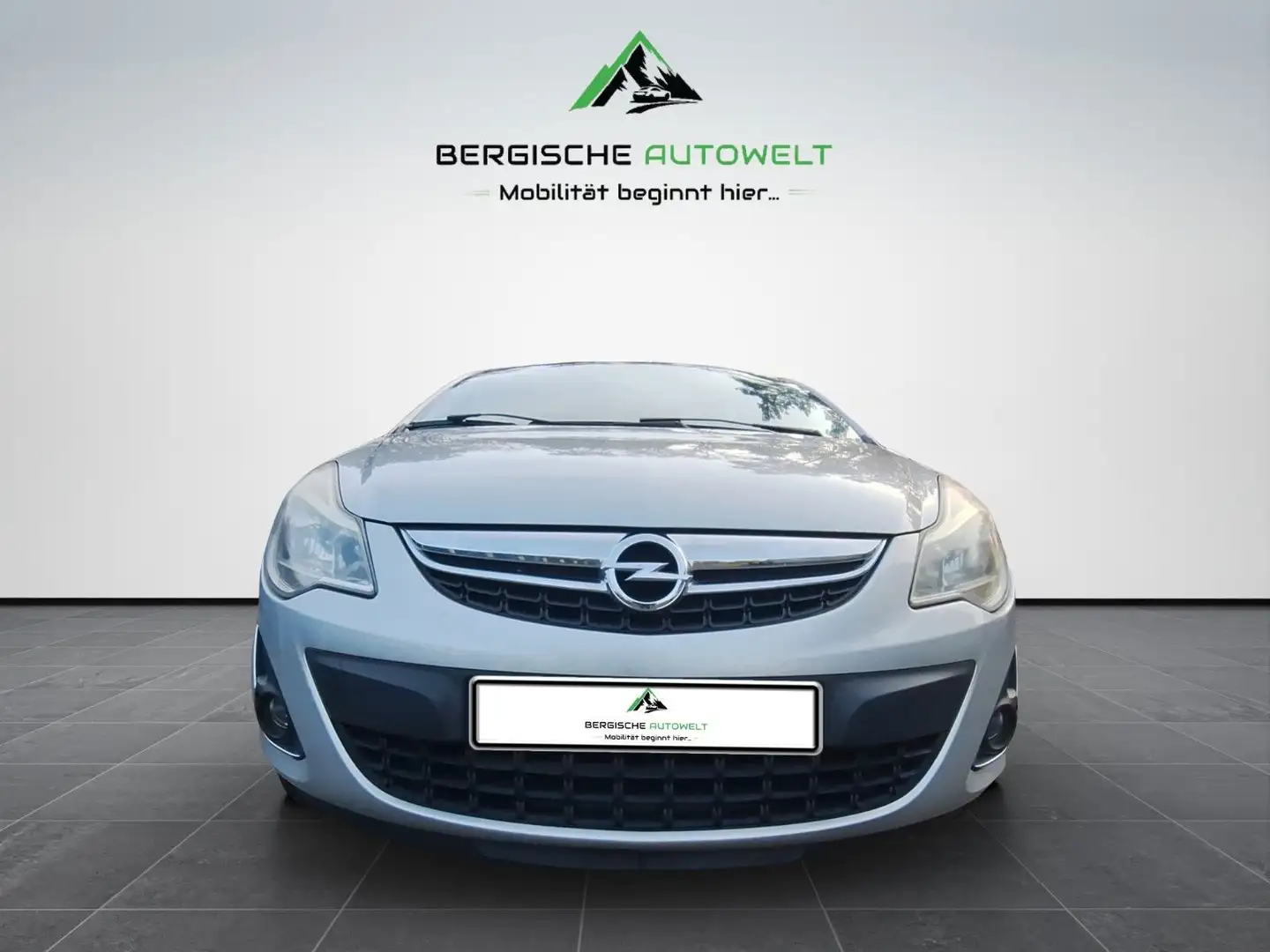 Opel Corsa D 1.2/5-TRG/TÜV/KLIMA/TEILLEDER Silber - 2