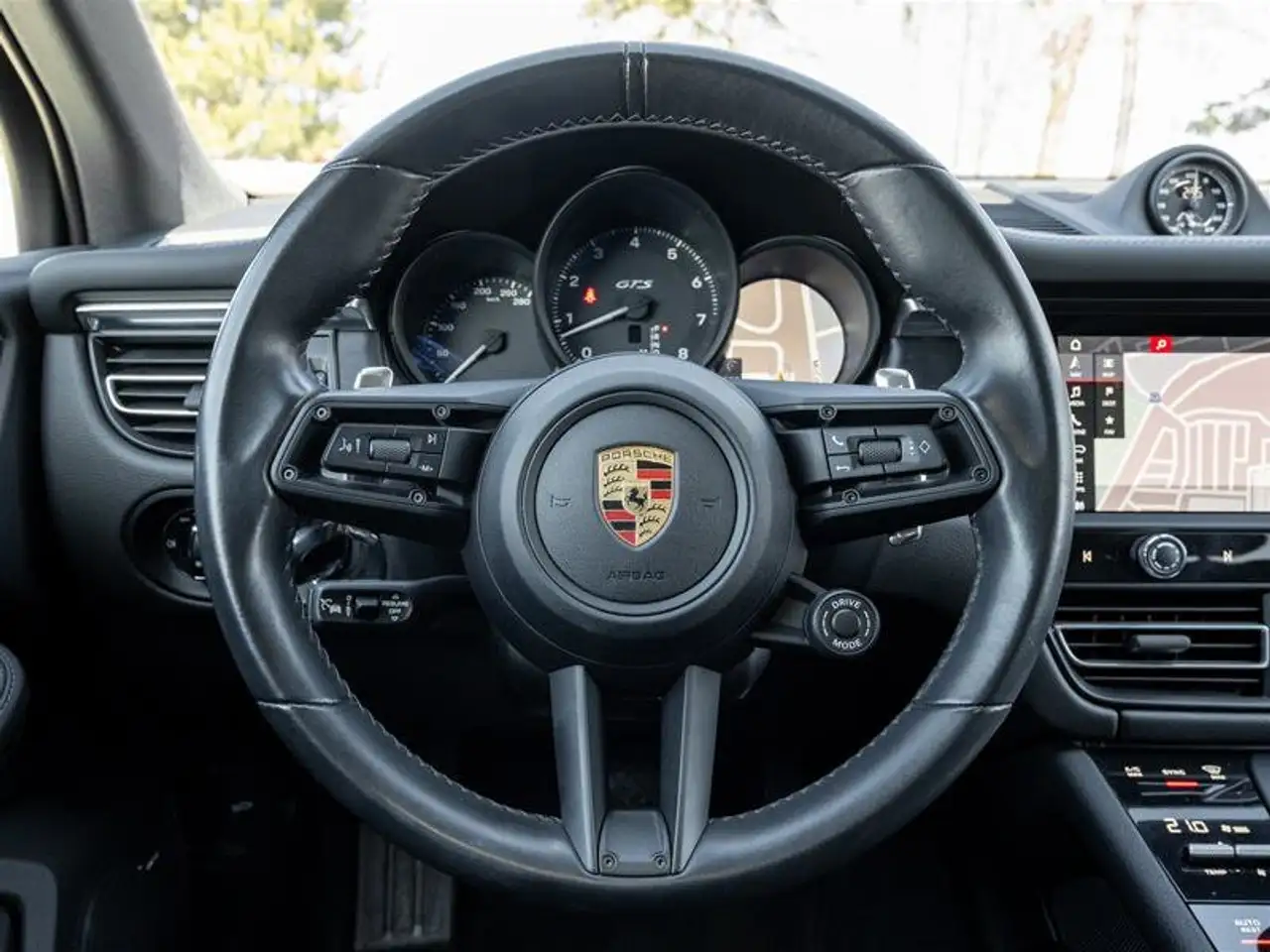 Porsche Macan снимка Porsche Macan