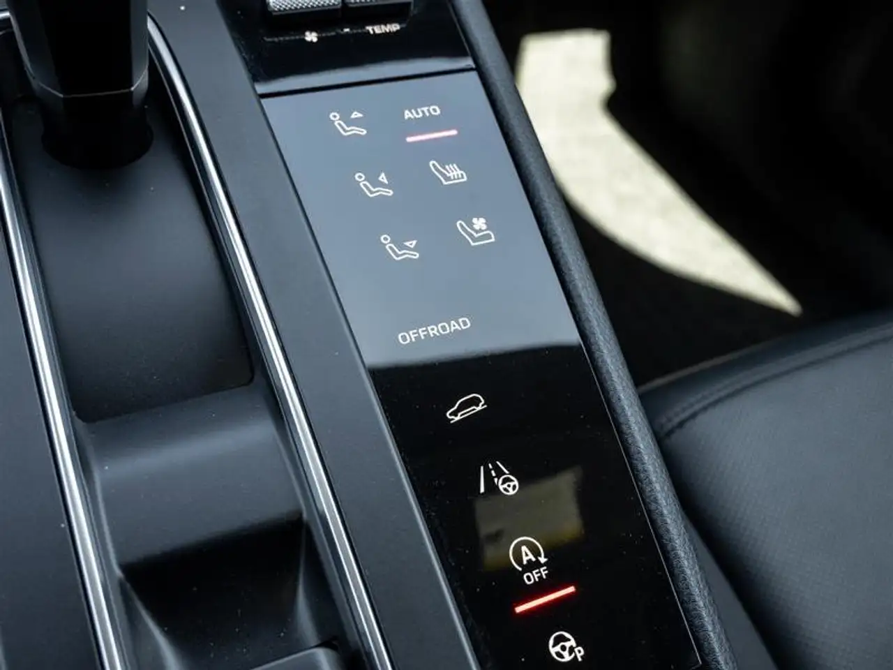 Porsche Macan снимка Porsche Macan