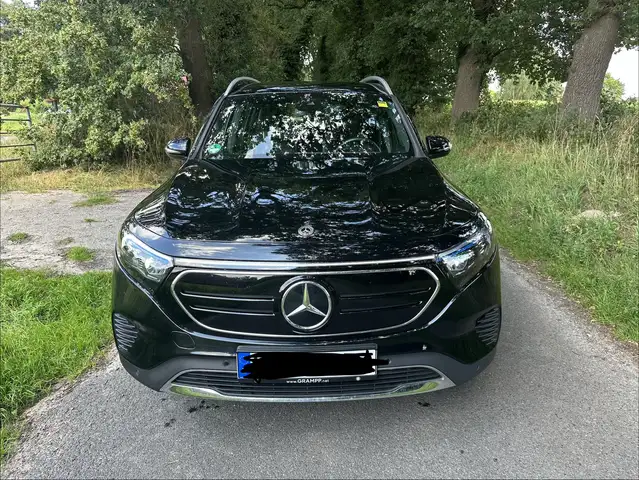 Mercedes-Benz EQB 300 EQB 300 4Matic (243.608)