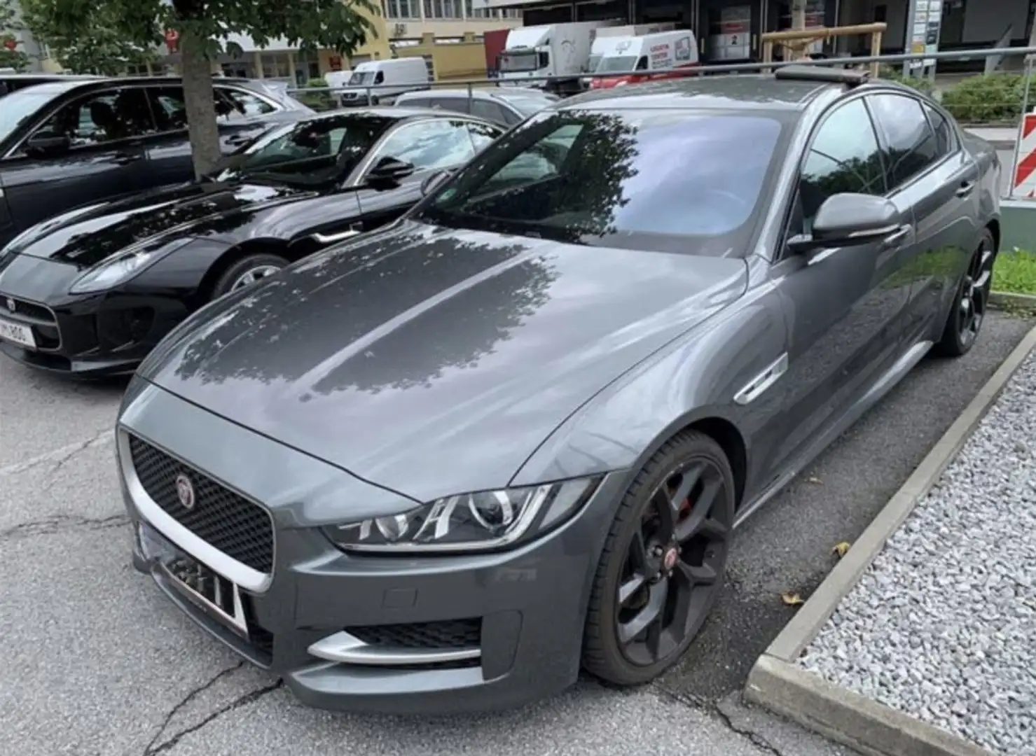 Jaguar XE 20d R-Sport Aut. - 2