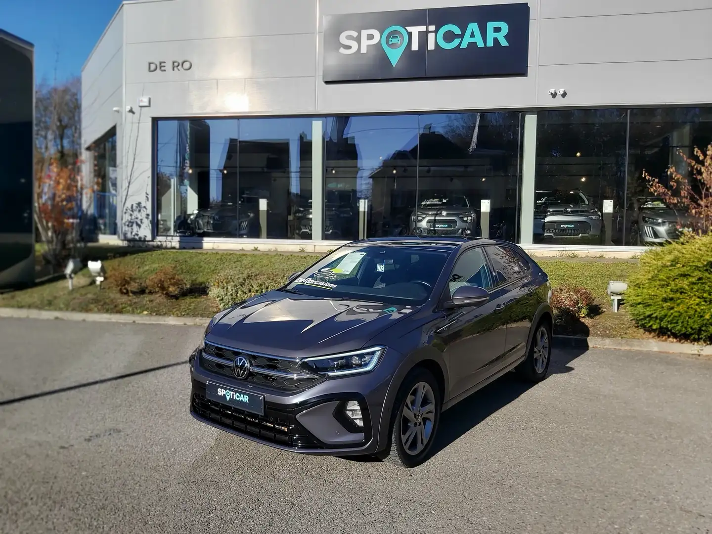 Volkswagen Taigo Taigo 1.0 TSI R-Line DSG Toit Ouvrant + ATTELAGE Grijs - 2