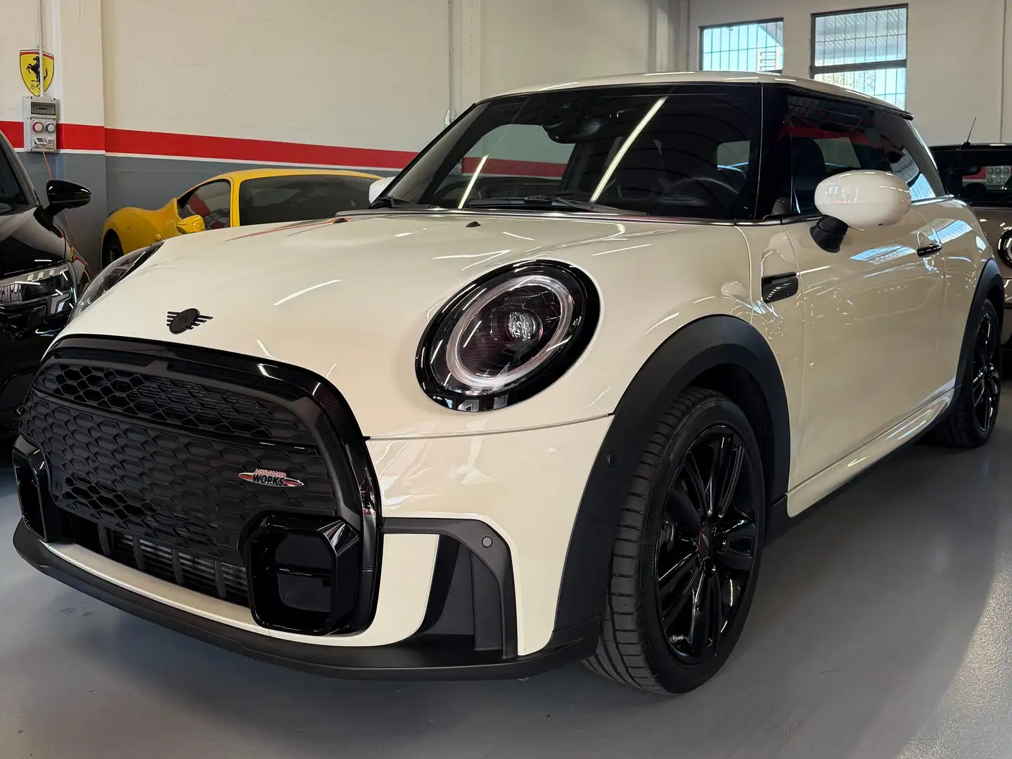 MINI Cooper Mini 3p 1.5 Cooper JCW auto - 1