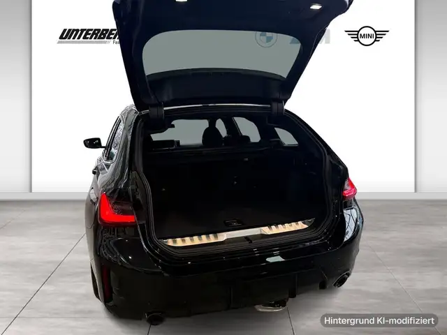 BMW 3 Series view 6