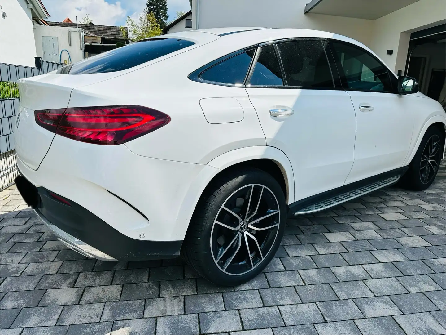 Mercedes-Benz GLE 300 GLE 300 d 4Matic Coupe AMG + Night + Pano Blanc - 2