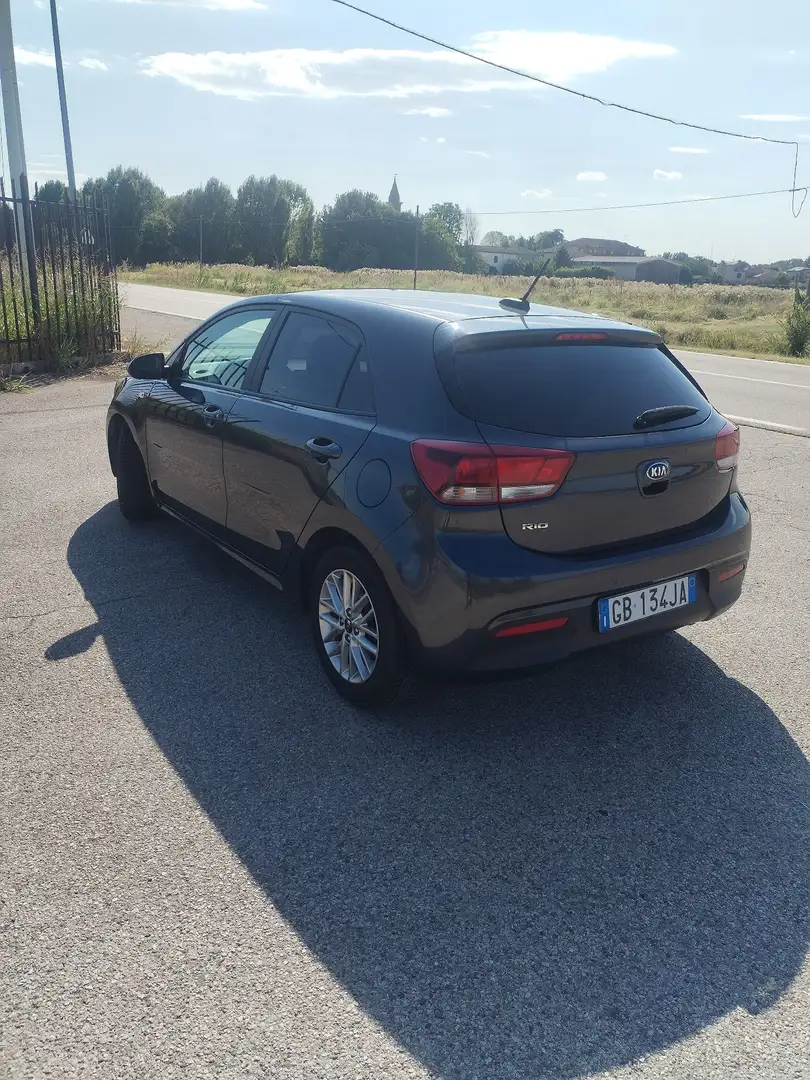 Kia Rio 5p 1.2 Cool Techno Pack eco Gpl - 2