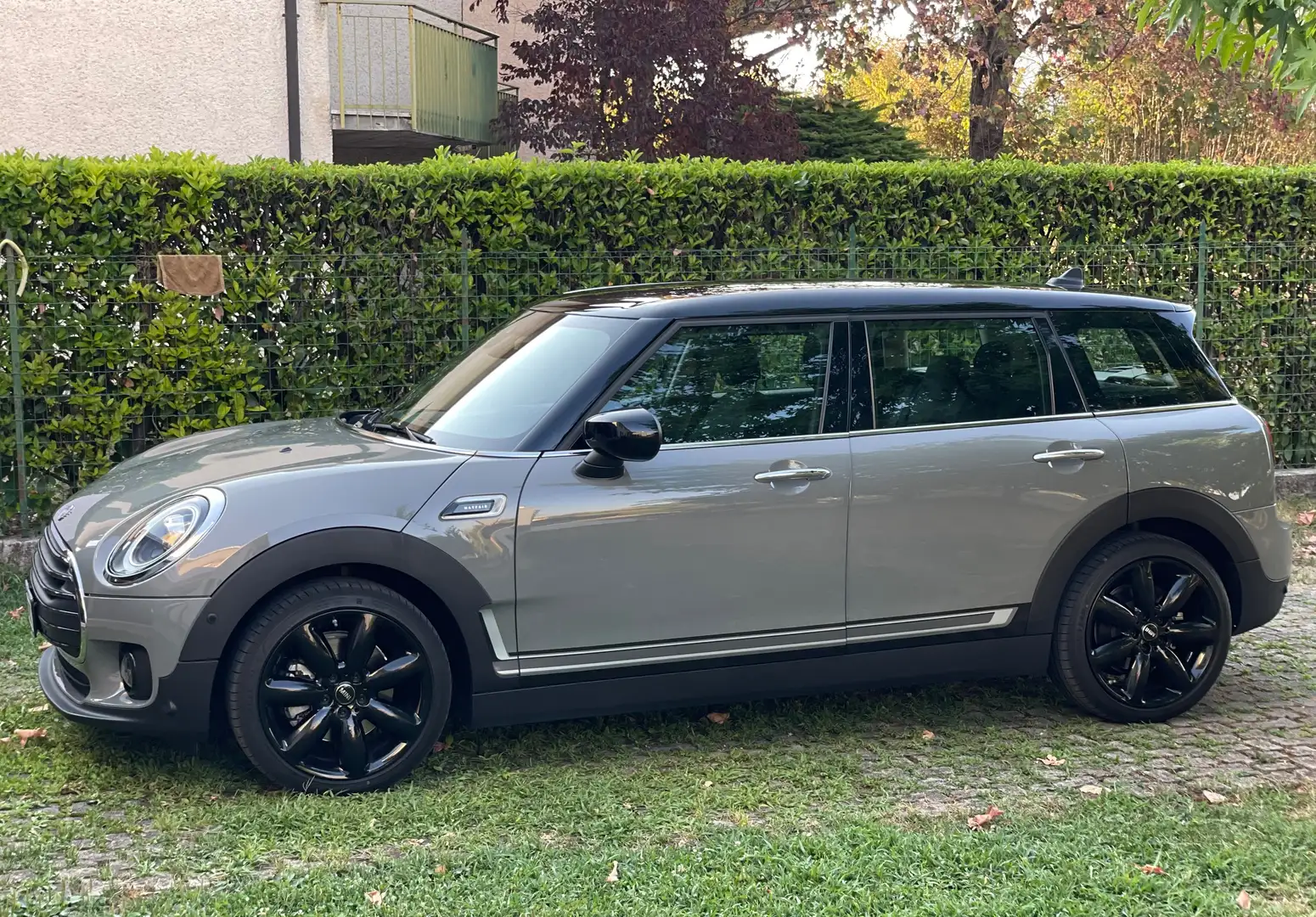 MINI Cooper D Clubman Mini IV F54 2019 Clubman 2.0 Mayfair Edition auto Grigio - 2