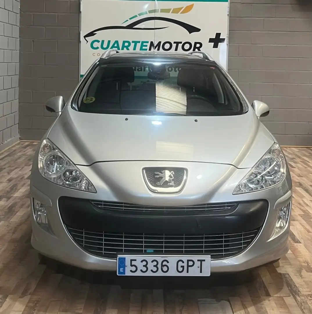 Peugeot 308 SW 2.0HDI FAP Premium Silber - 2