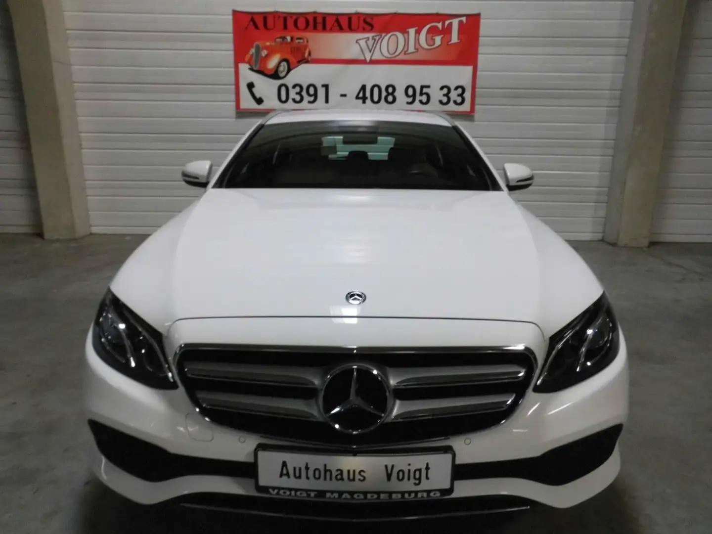 Mercedes-Benz E 200 E -Klasse T-Modell E 200 Weiß - 1