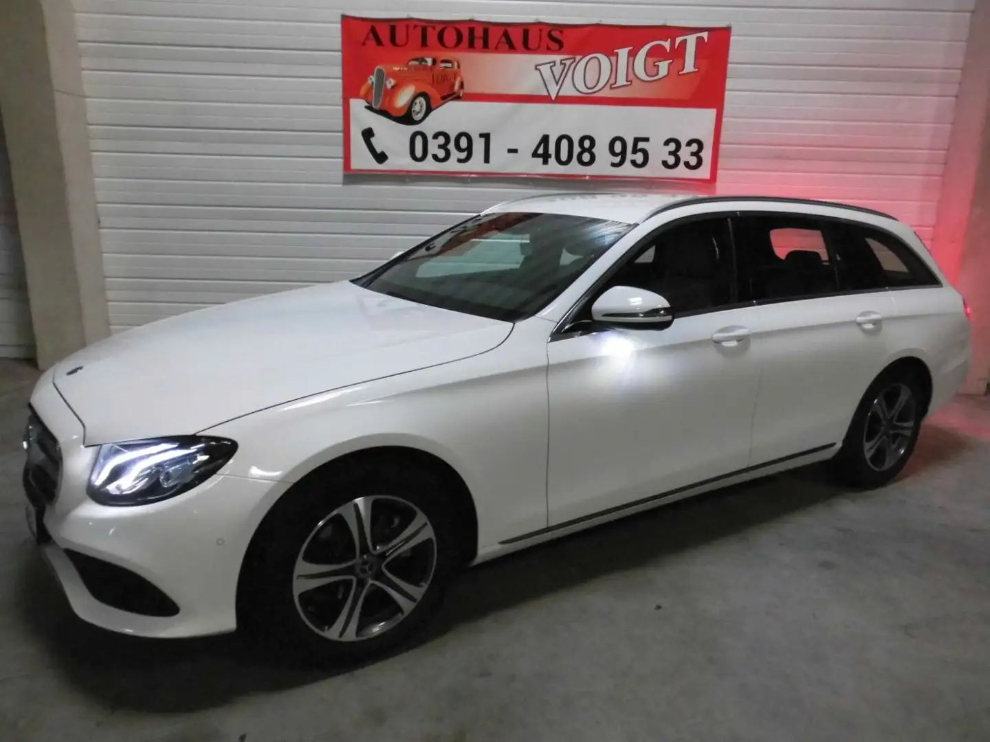 Mercedes-Benz E 200 E -Klasse T-Modell E 200 Weiß - 2