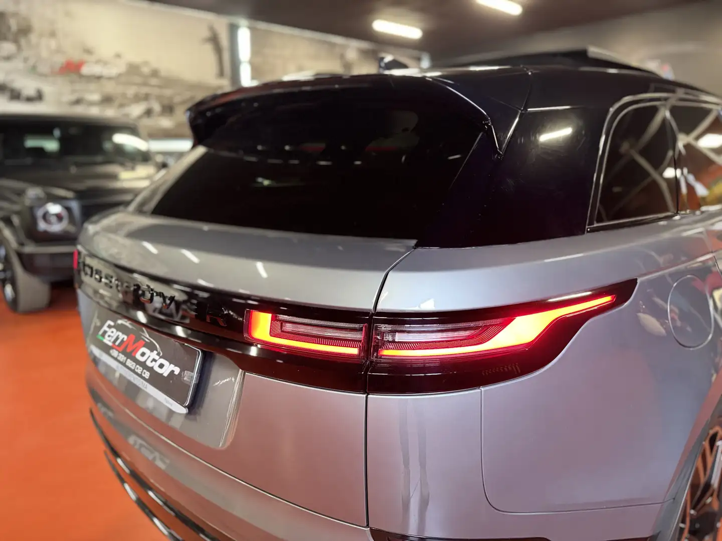 Land Rover Range Rover Velar 2.0d i4 mhev Dynamic SE 4wd 204cv Iva Esposta - 2