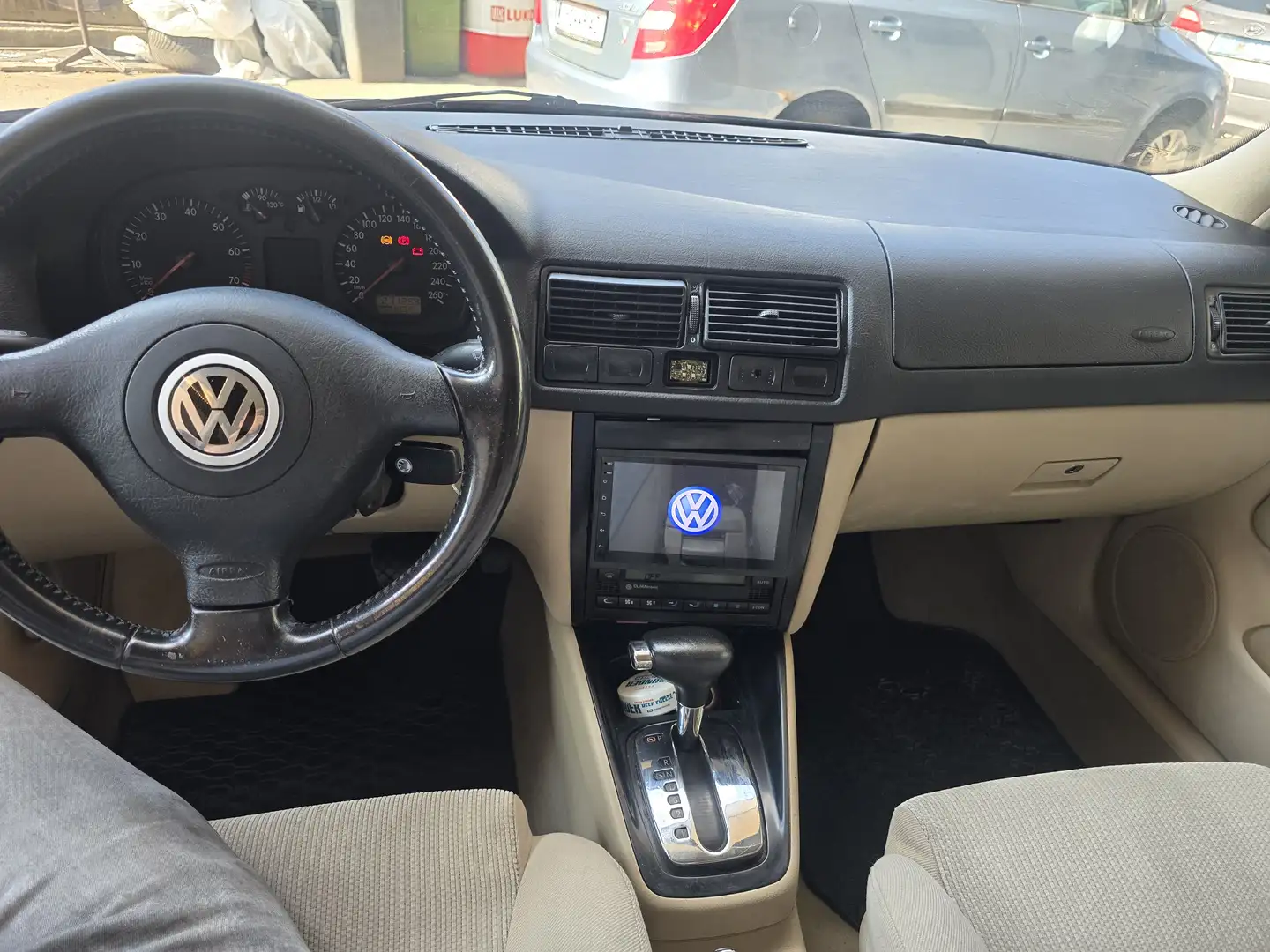 Volkswagen Golf Rabbit Aut. - 1