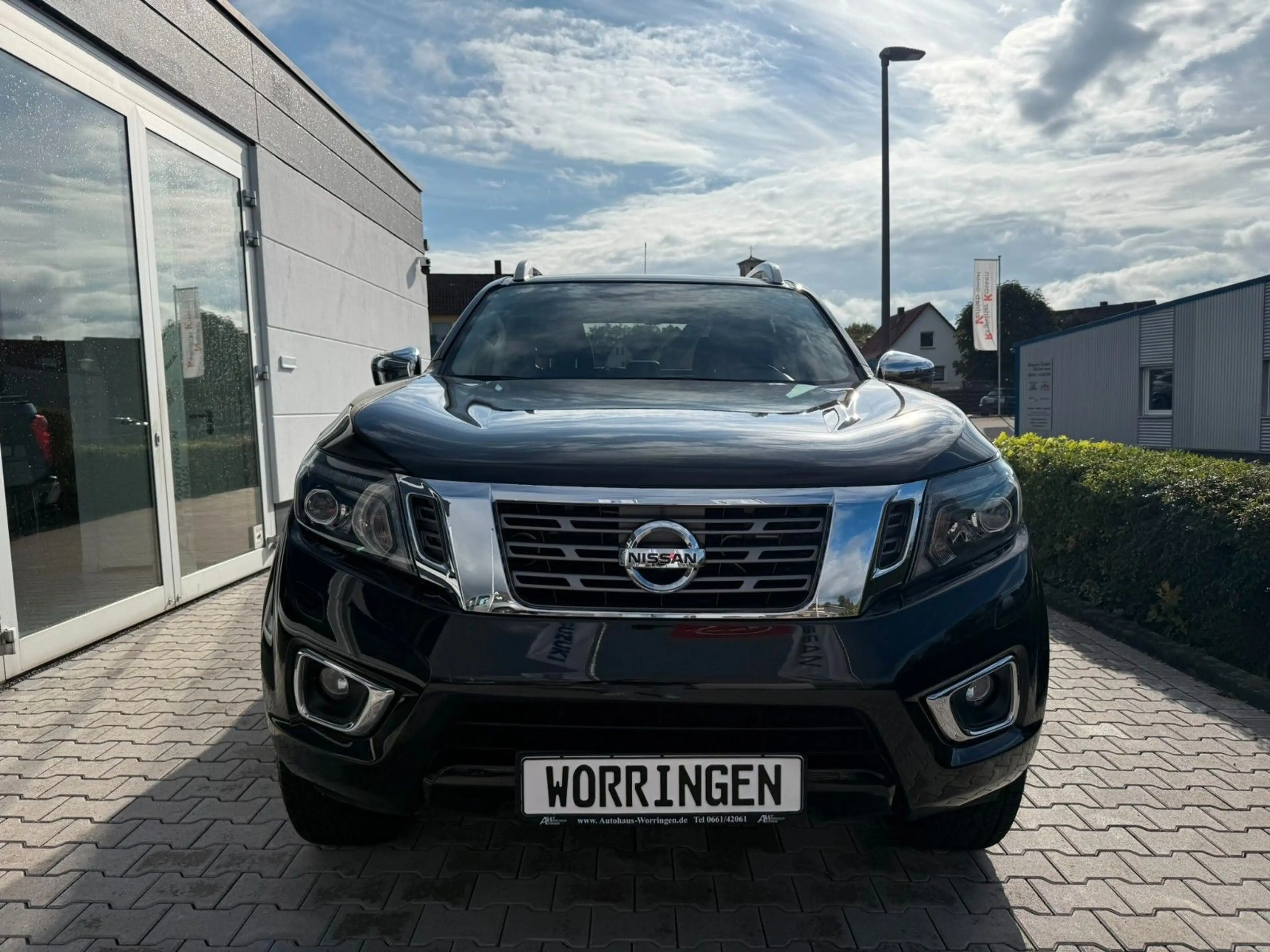 Nissan Navara NP300 4x4/Kamera/Rollcover/AHK — photo 2