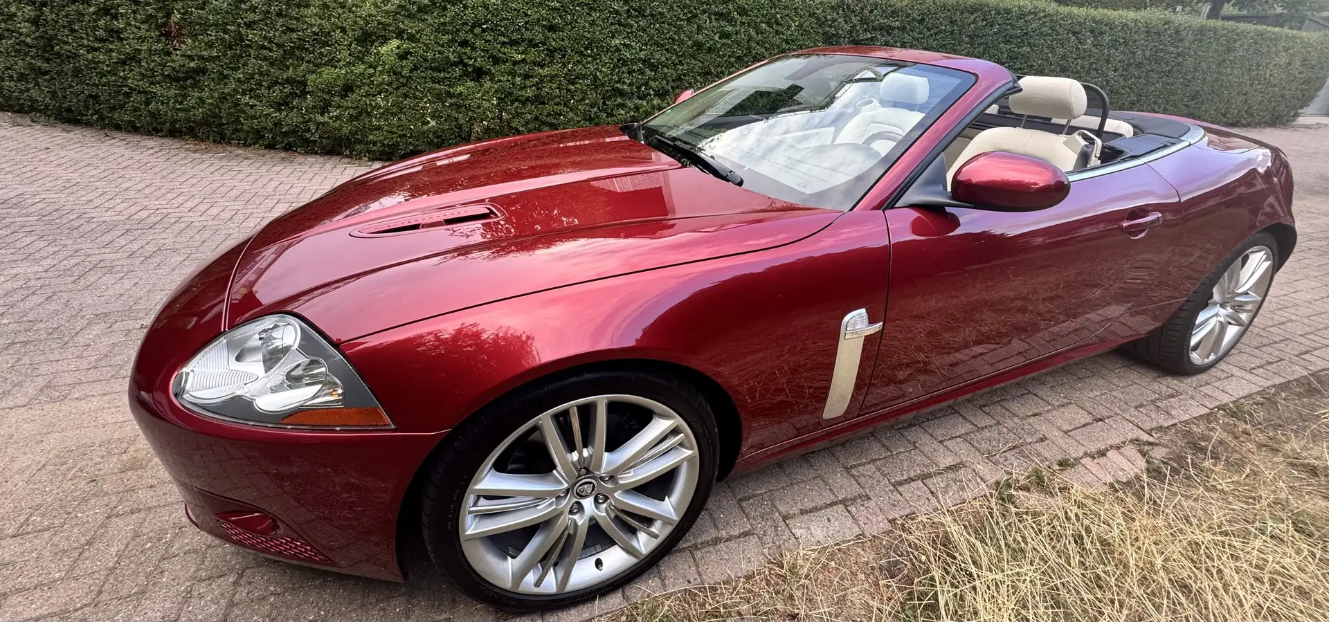 Jaguar XKR Cabriolet 4.2 – außergewöhnlich gepflegt Rot - 1