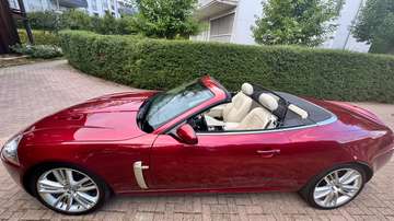 Jaguar XKR Cabriolet 4.2 Supercharged – Radiance Red – Lückenlose Historie – Liebhaberfahrzeug