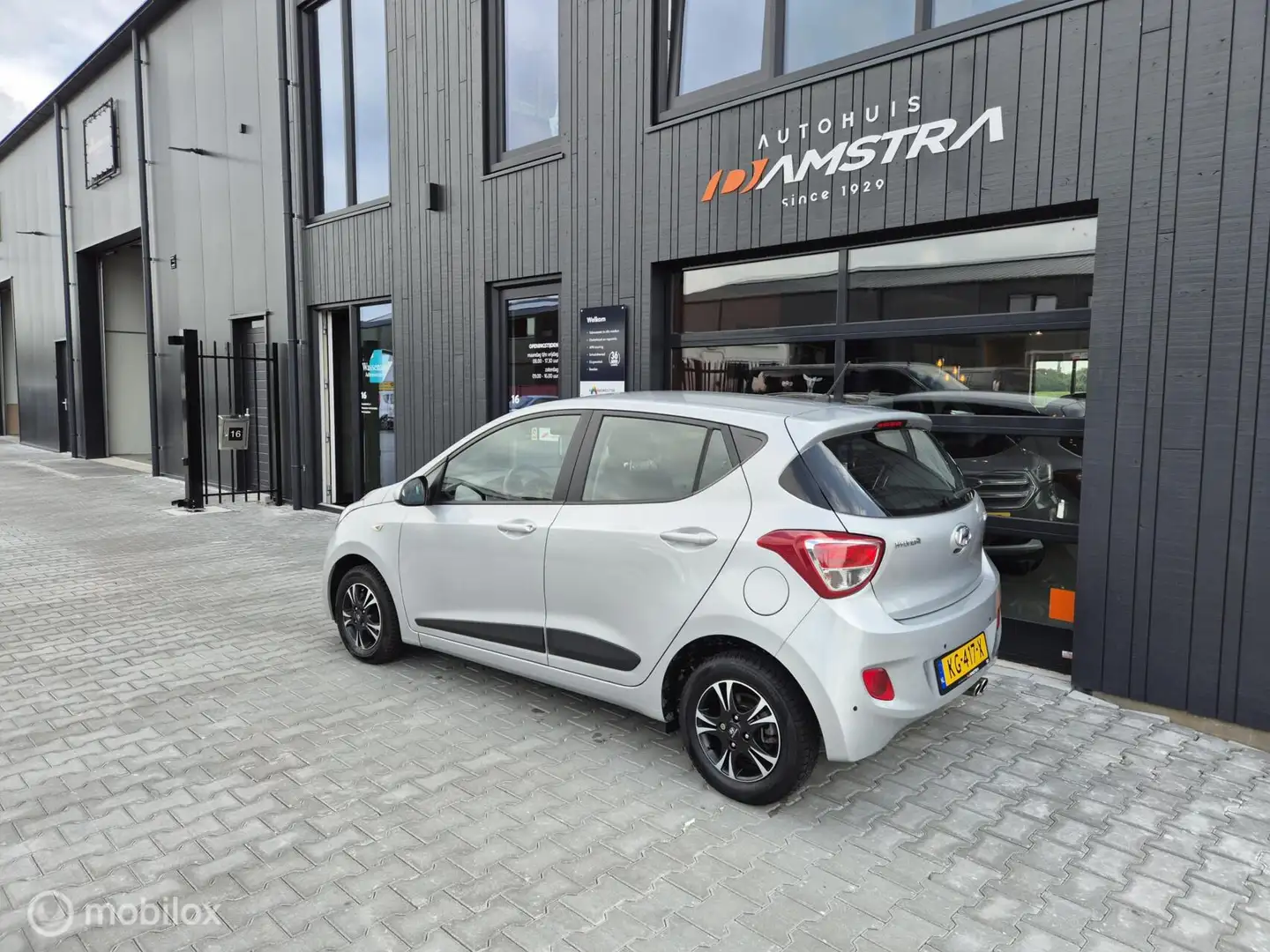 Hyundai i10 1.0i i-Motion Comfort Plus|Airco|Cruise|5Drs|Lage Grijs - 2