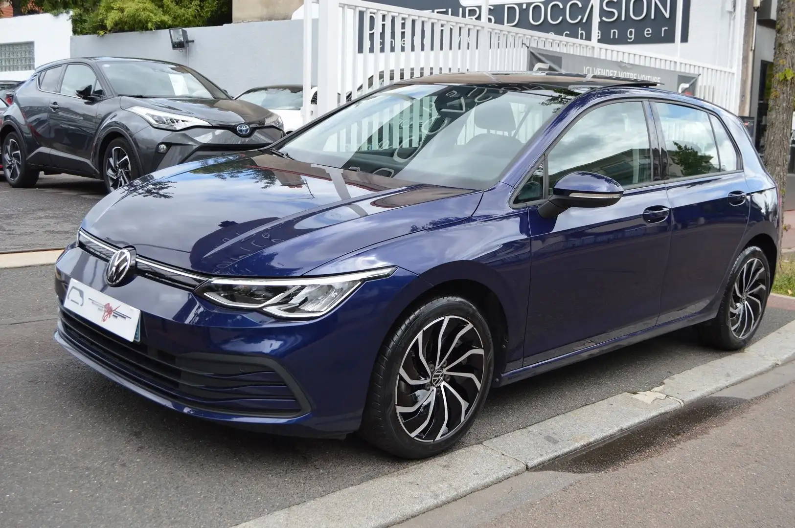 Volkswagen Golf 1.0 TSI OPF 110CH LIFE Bleu - 1