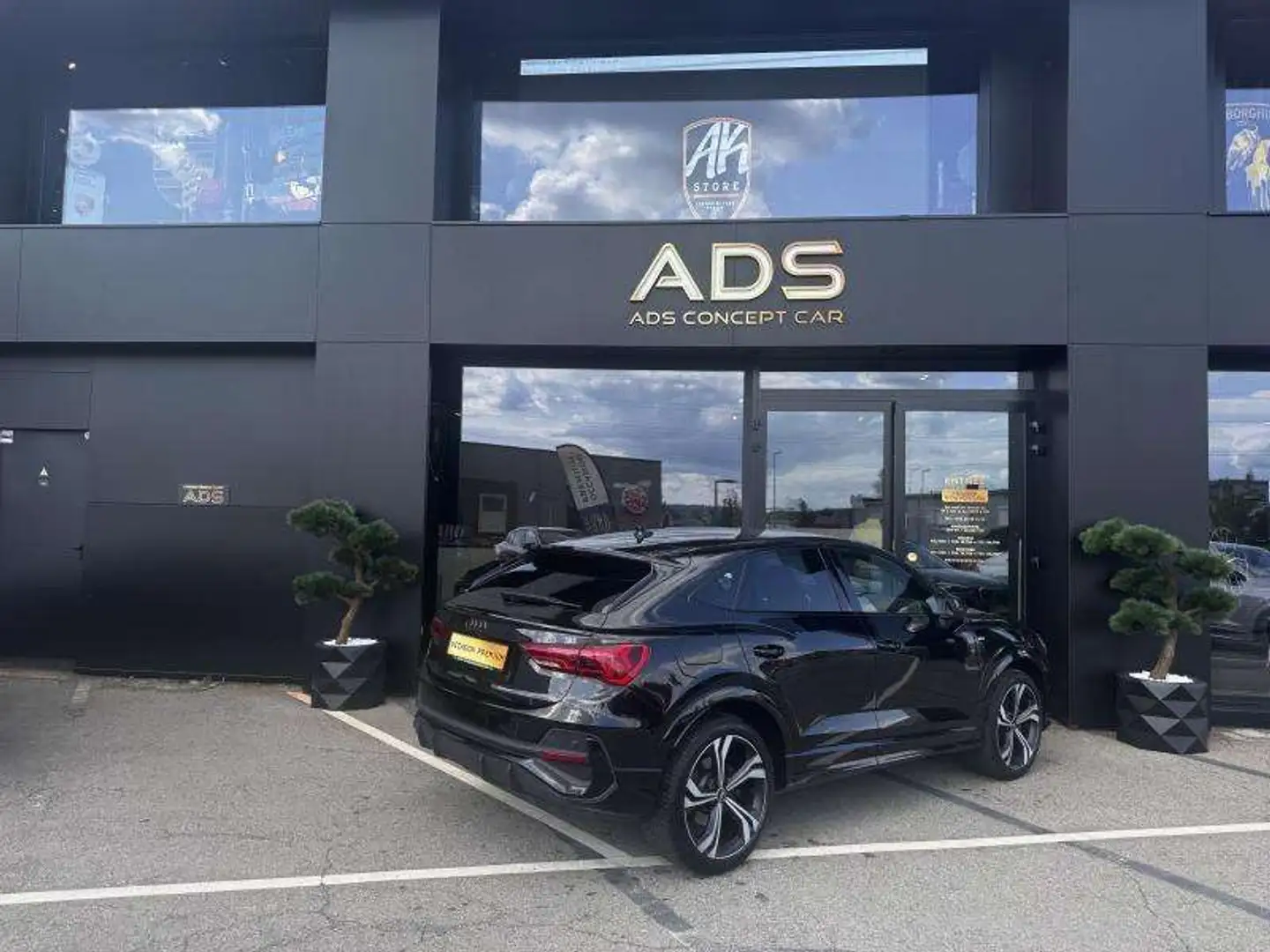 Audi Q3 Sportback Noir - 2