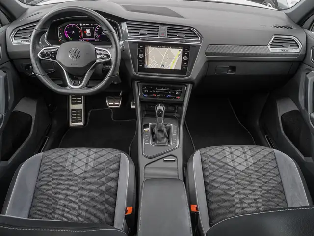 Volkswagen Tiguan view 11