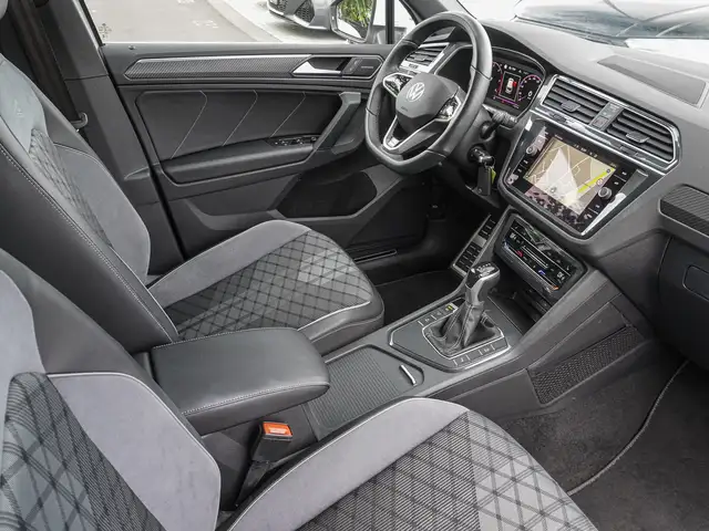 Volkswagen Tiguan view 9