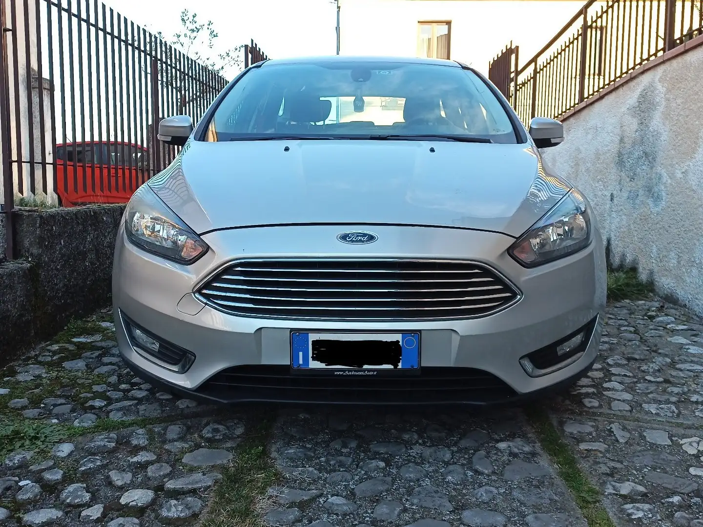 Ford Focus 5p 1.0 ecoboost Titanium s&s 125cv Argento - 1