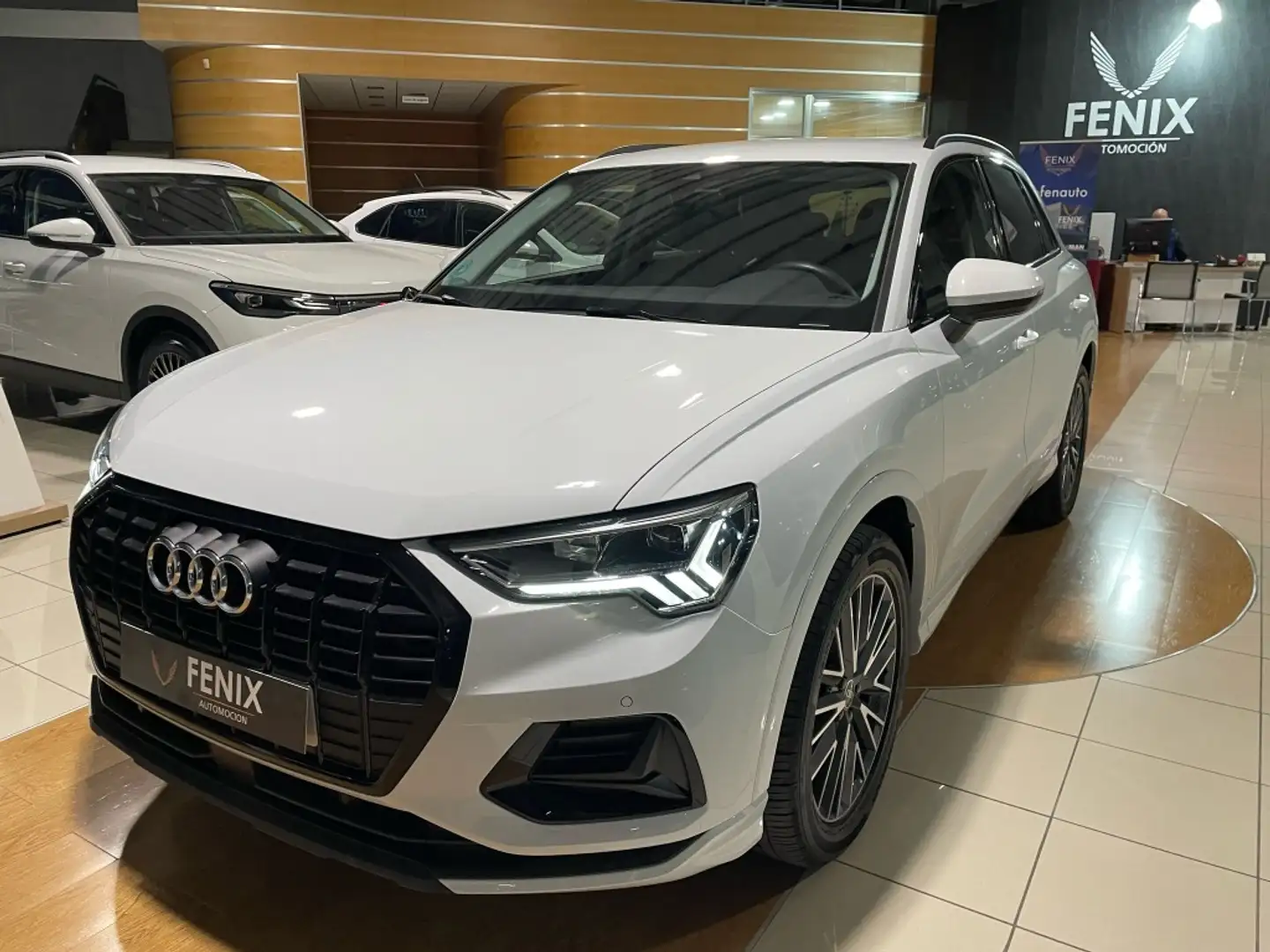 Audi Q3 35 TDI Black line S tronic 110kW Blanco - 1