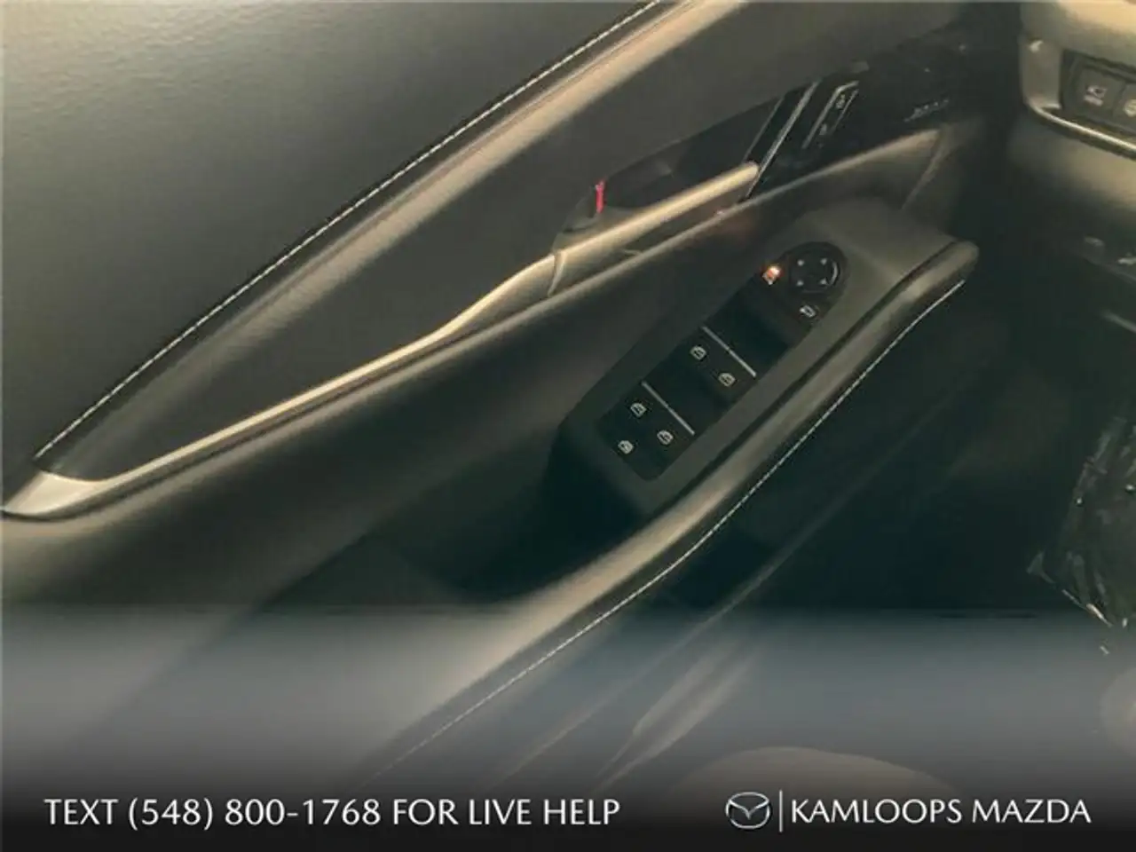 Mazda CX-30 снимка Mazda CX-30