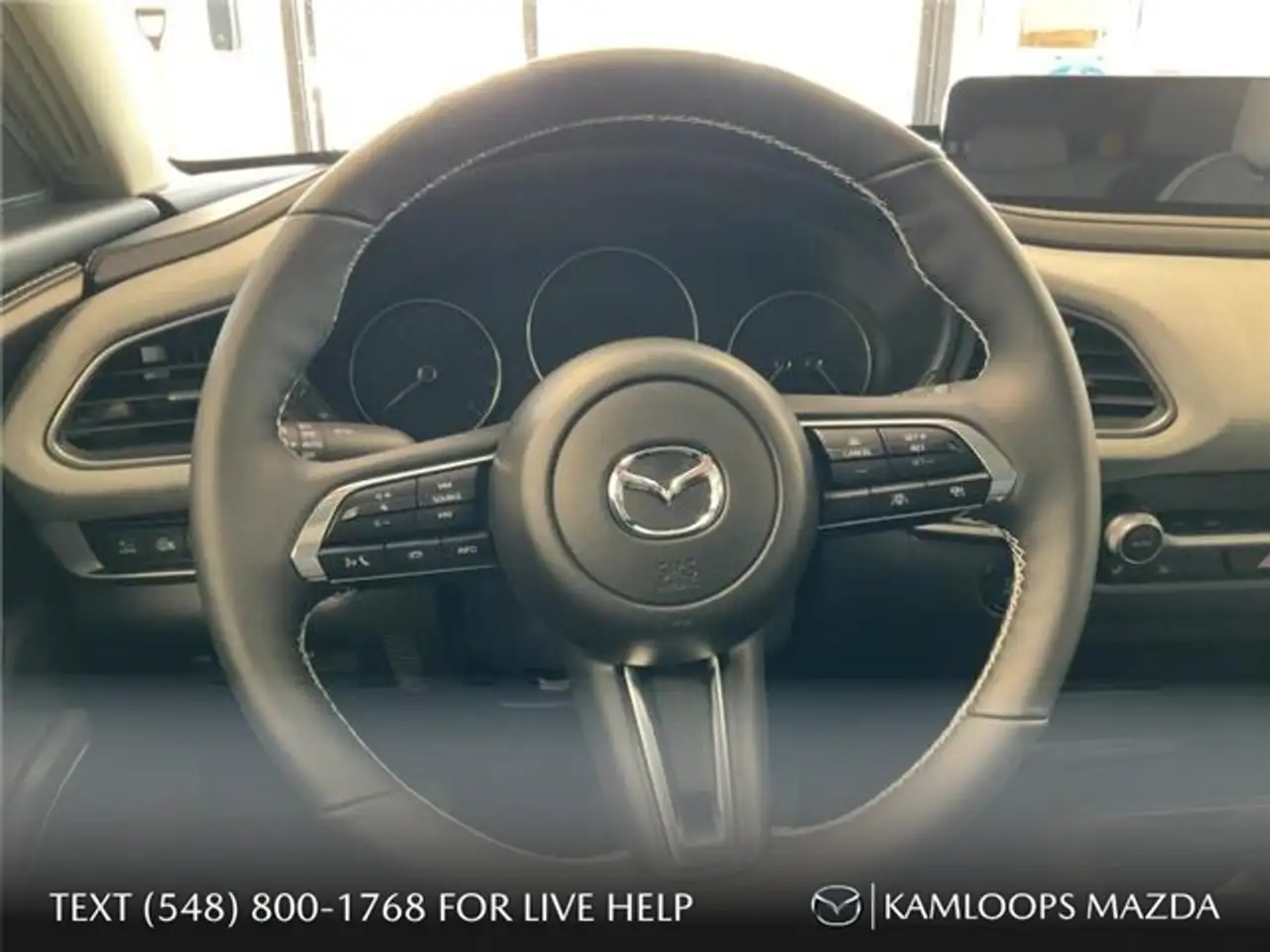 Mazda CX-30 снимка Mazda CX-30