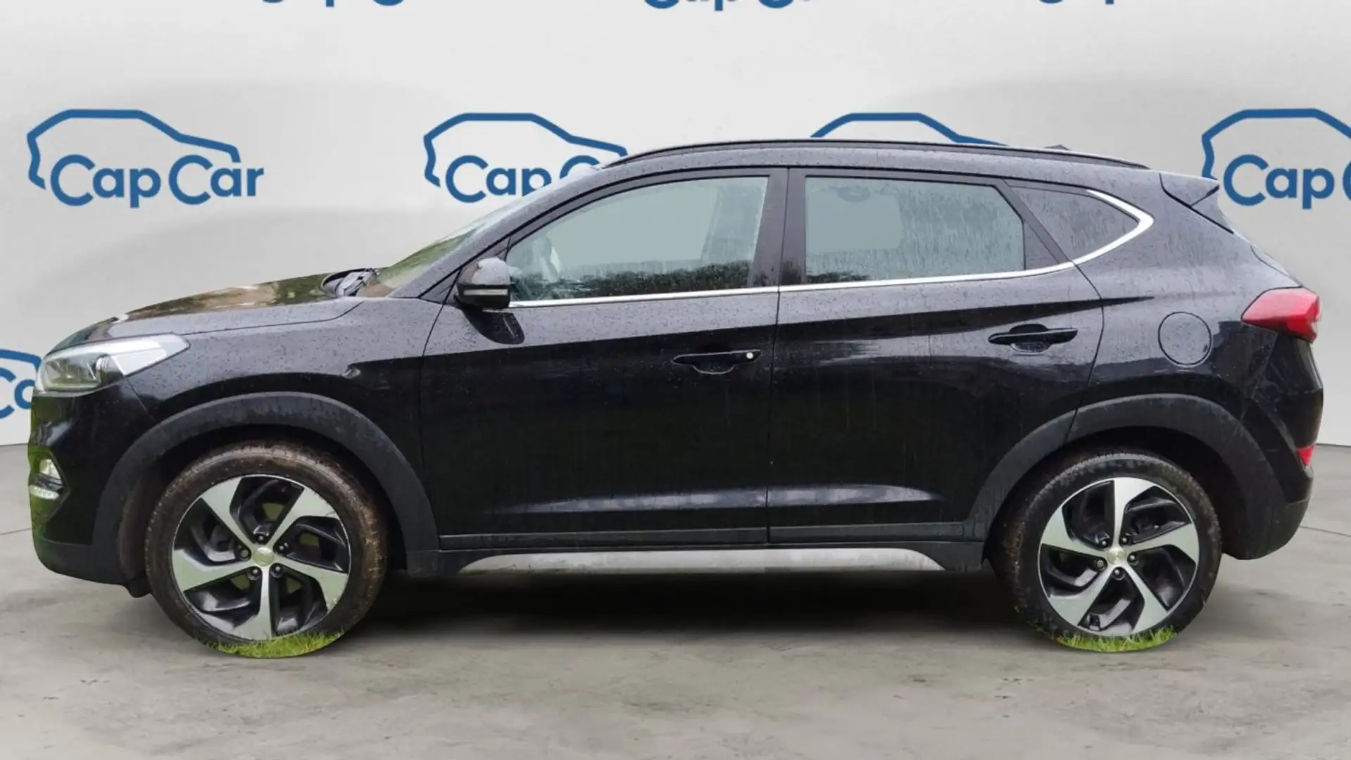Hyundai TUCSON 1.7 CRDi 115 Creative Noir - 2