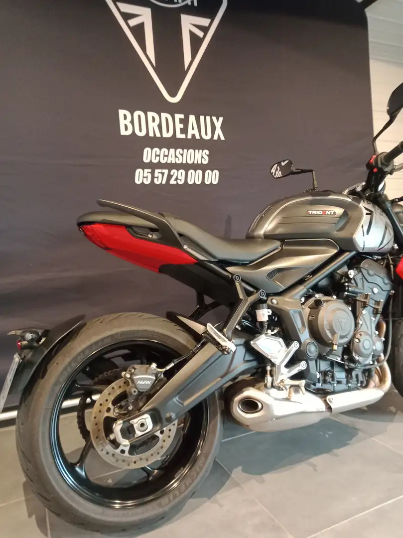 Triumph Trident 660 Argent - 2